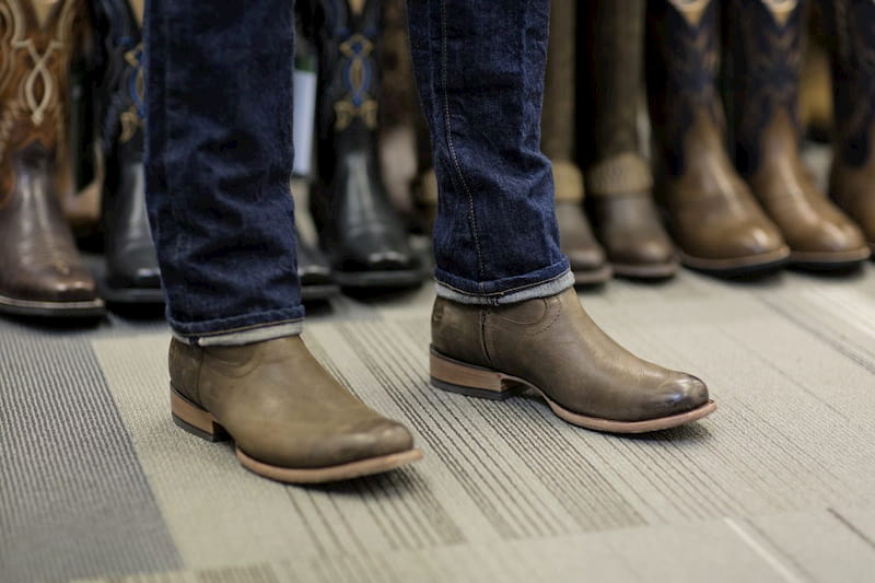 soft toe boots