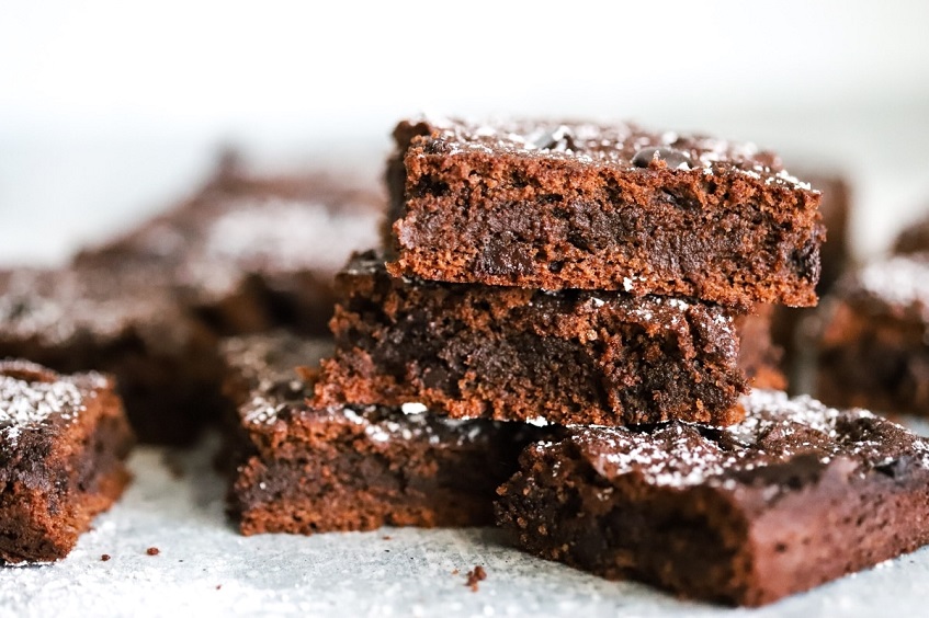 Frosted-Chocolate-Brownies