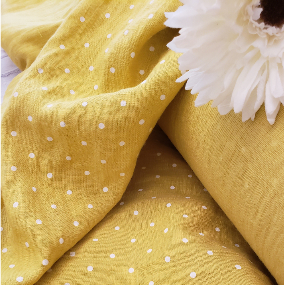 Another great sustainable textile is linen. Linen is a textile produced from the cellulose fibres that grow inside the stalks of the Linum usitatissimum plant. Flax is one of the world's oldest cultivated plants. The process of making linen fabric from the flax plant requires considerably less water than the method of producing cotton. As a result, it is a more environmentally friendly option. Flax farming uses fewer pesticides than cotton farming, and linen fibres can be treated without the use of chemicals. Which can only be a beneficial thing for the environment.