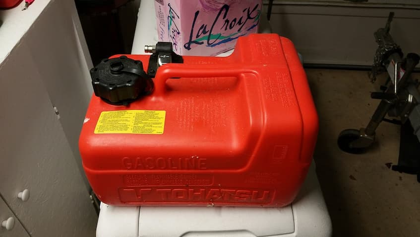 Boat fuel fill caps