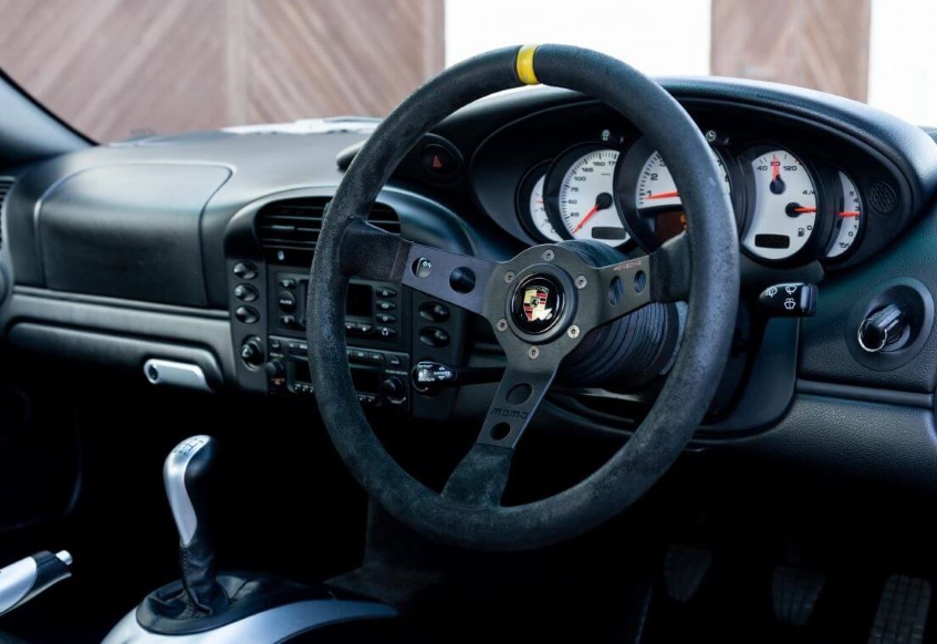custom car steering wheel