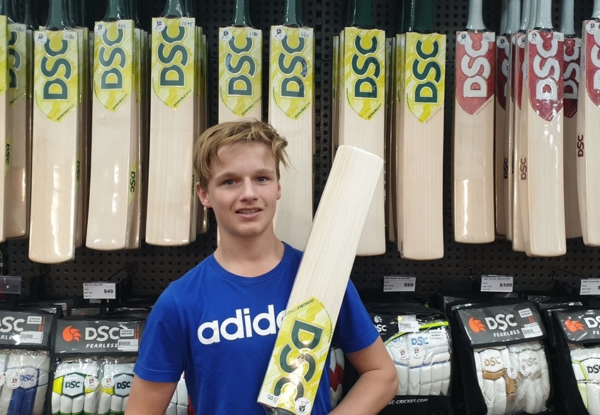Weight for junior cricket bat